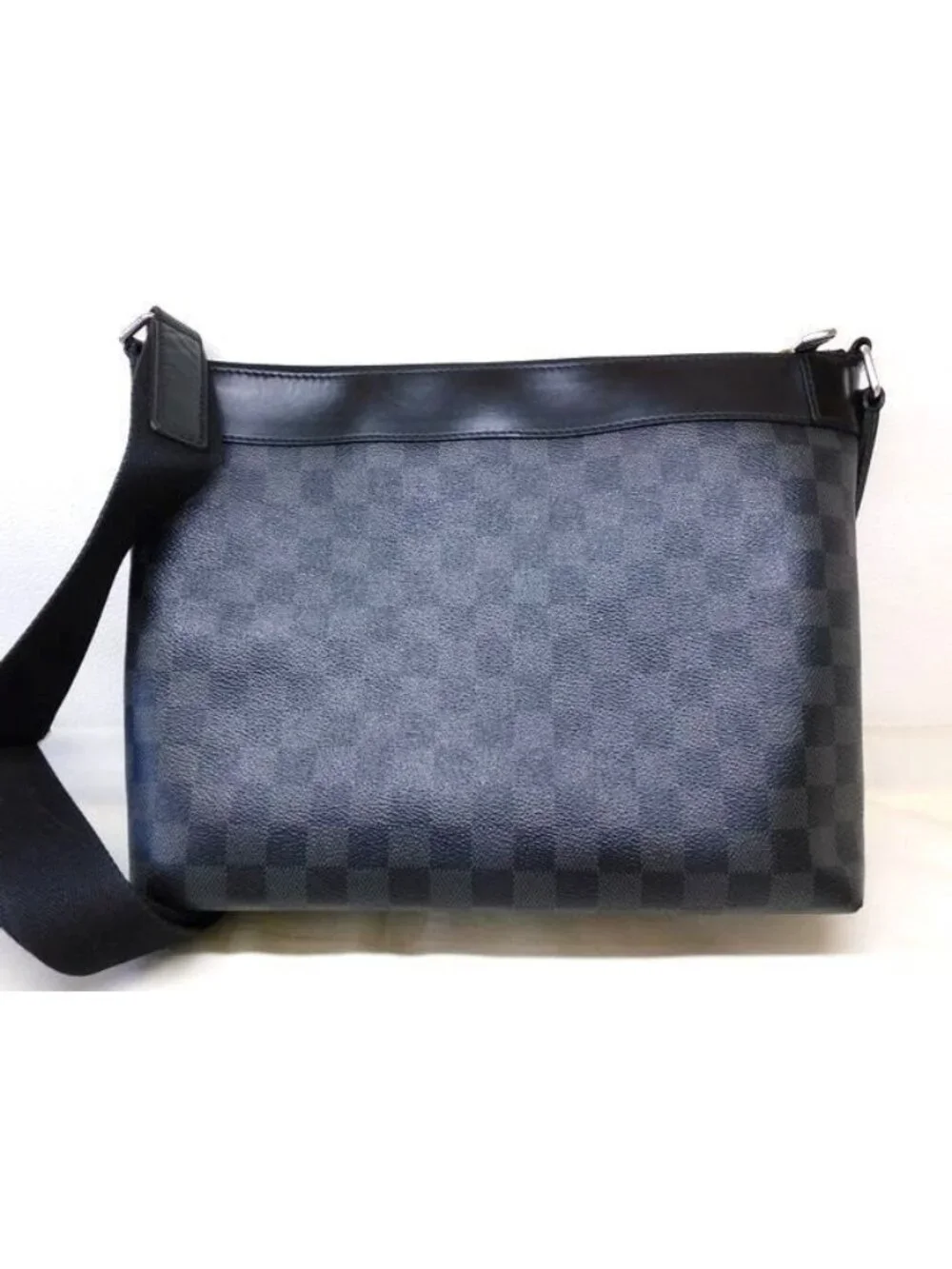 Louis Vuitton Damier Graphite Mick PM NM Shoulder